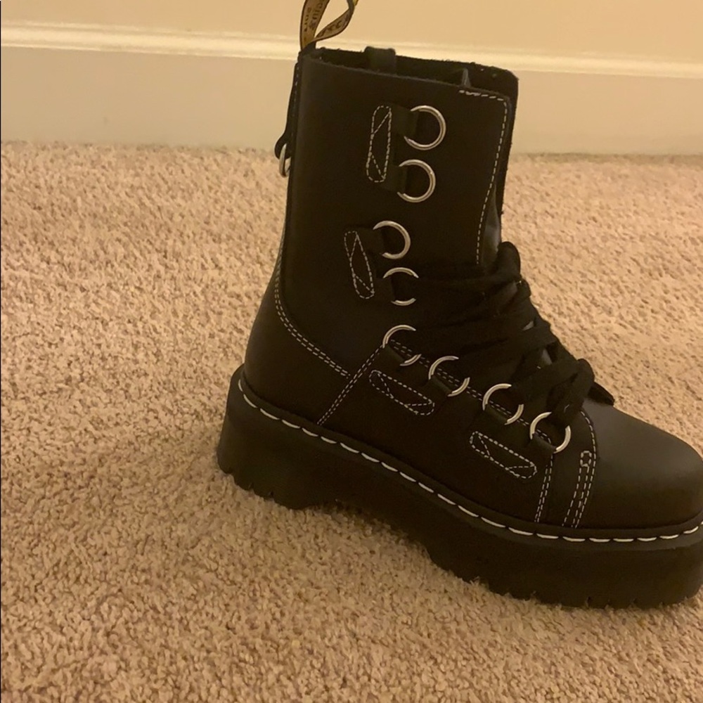 Dr Martens Jadon Chunky Wide Lace Leather boots